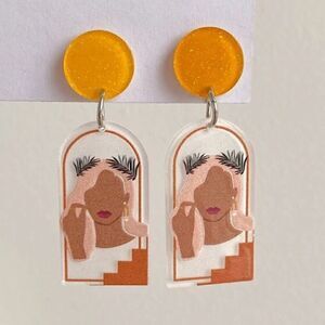 Silhouette resin earrings